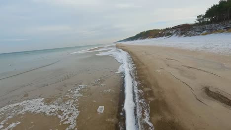 Baltic-Sea-in-winter---FPV-Drone-shot