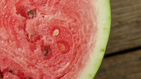 Close-up-of-halved-watermelon