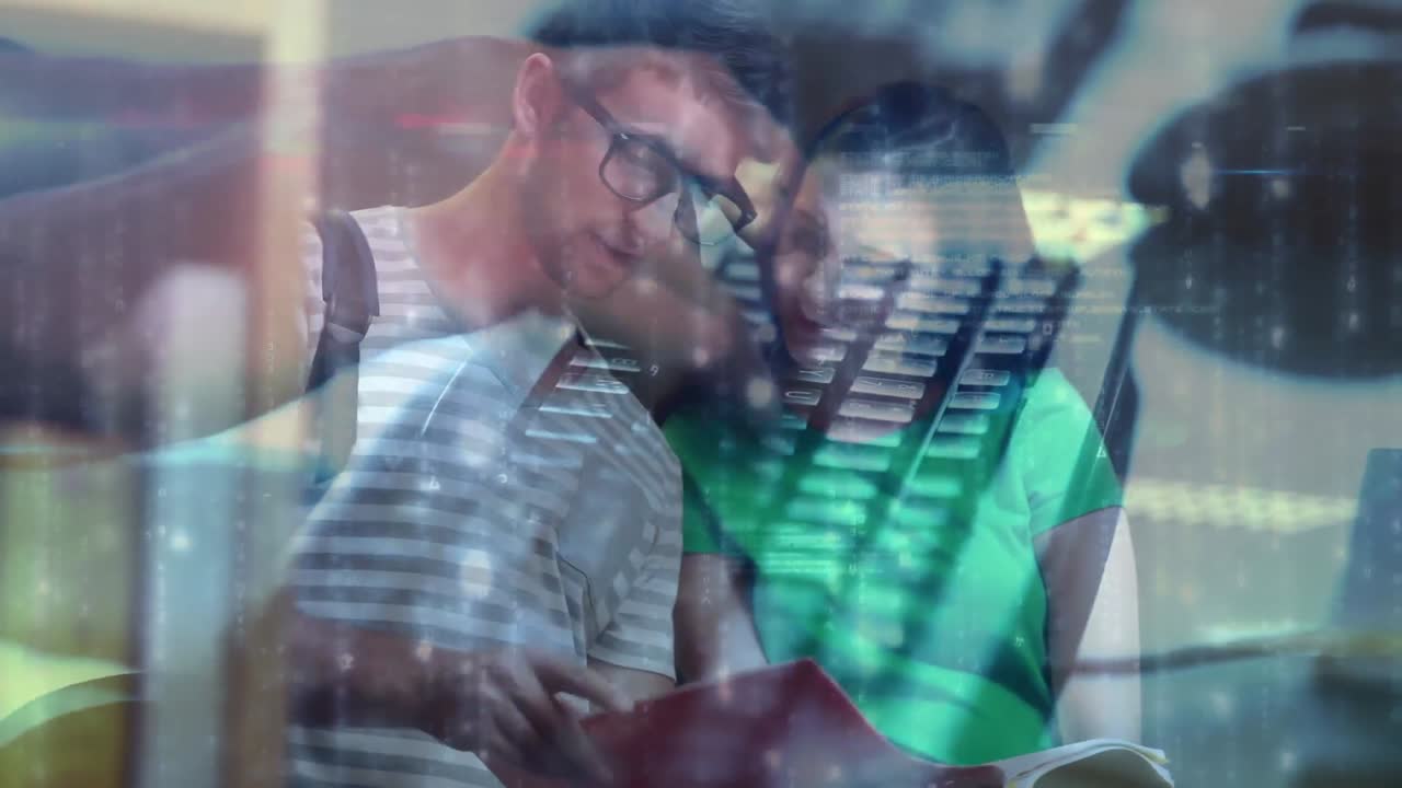 animación de una persona escribiendo en el teclado de la computadora sobre los estudiantes