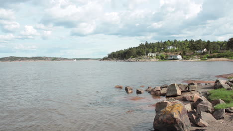 A-time-lapse-of-Impressively-beautiful-Fairy-tale-mountain-lake