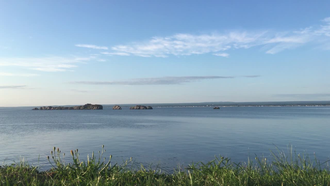 봉아미 아침에 바위