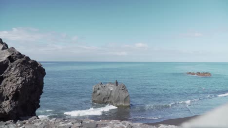 화산 해안선 해변 장면