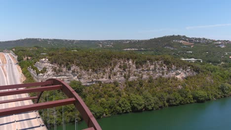 Drohnenaufnahme-Enthüllt-Die-Pennybacker-360-Bridge-In-Austin,-Texas