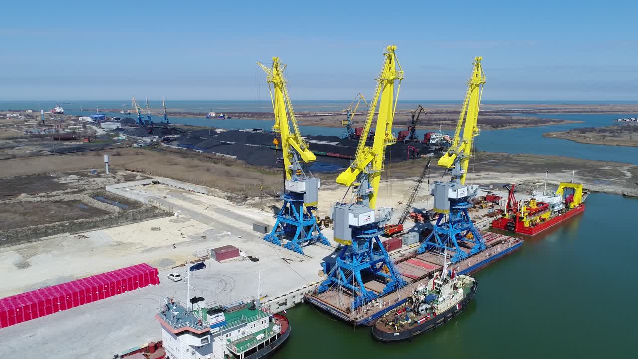 actividad industrial portuaria