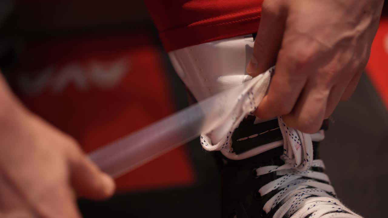 Lacing Ice Hockey Skates