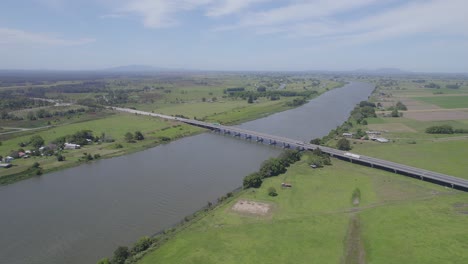 macleay valley bridge across macleay river in kempsey, new south wales, australia