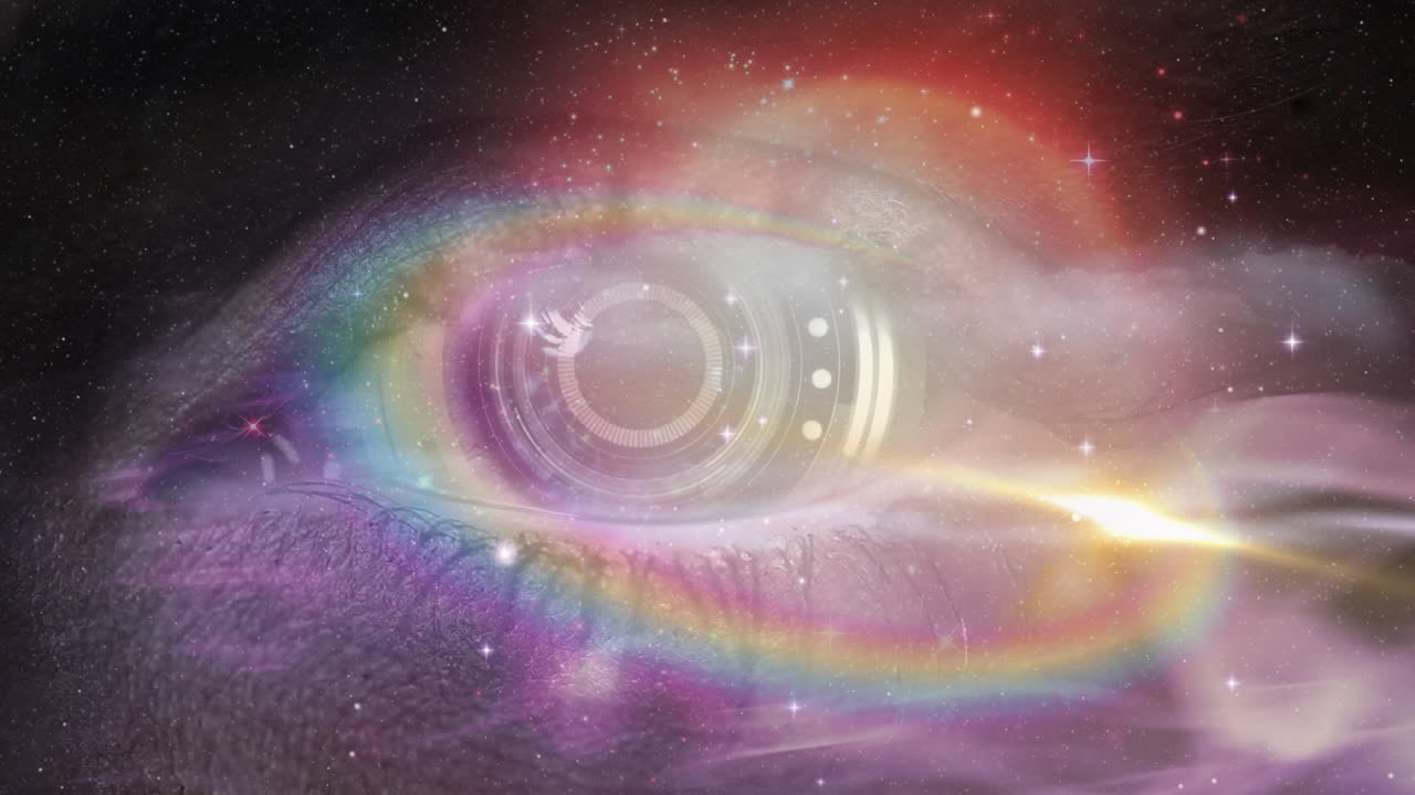 анимация сканирования масштаба над глазом женщины во вселенной