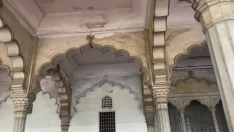 ornate arches in diwan-i-aam at agra fort uttar pradesh, india- 4k pan shot