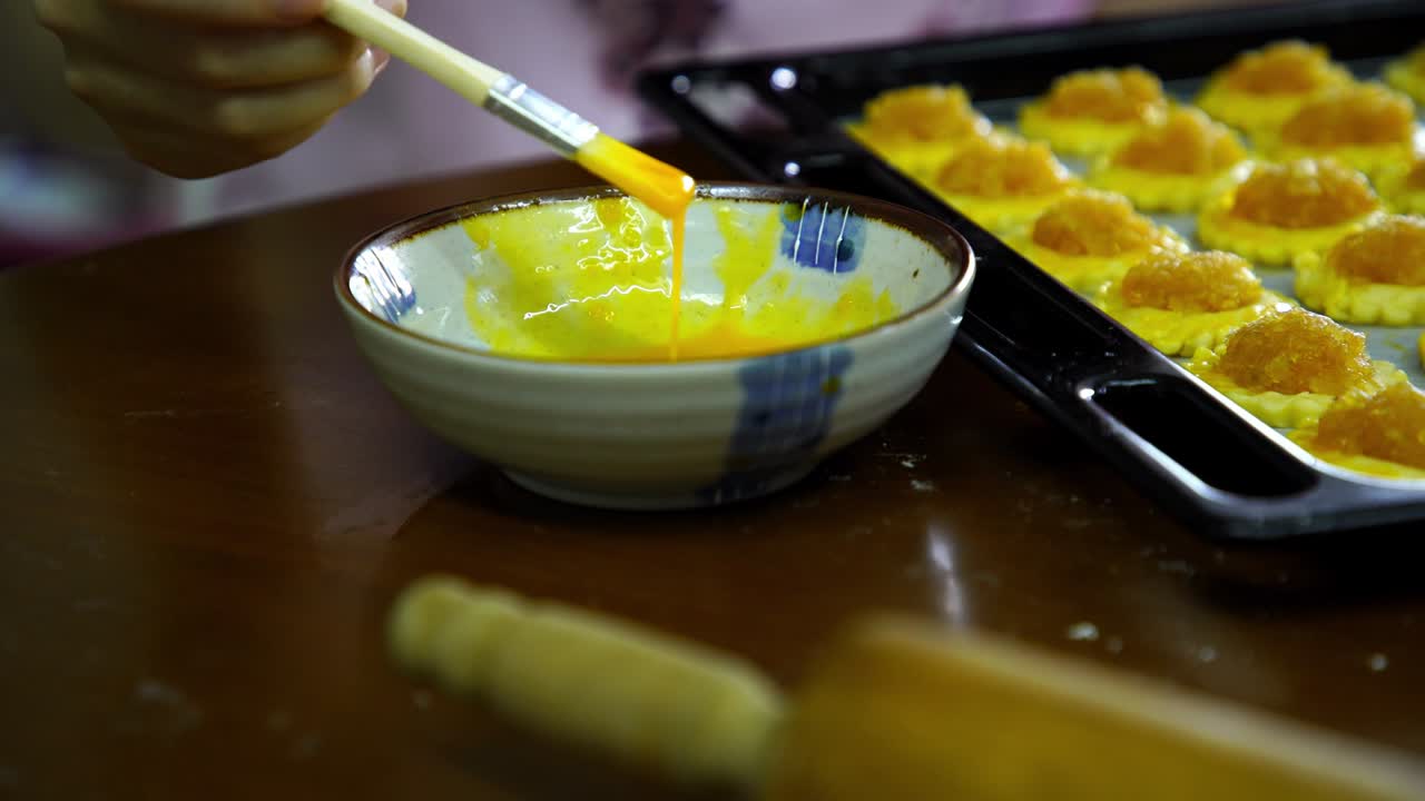 elaboración de la tarta de piña