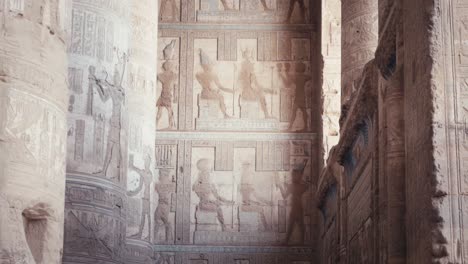 Techos-Pintados-En-El-Templo-De-Dendera,-Egipto