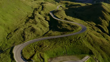 twisty mountain road