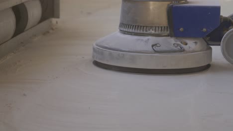 floor grinder polishing concrete floor