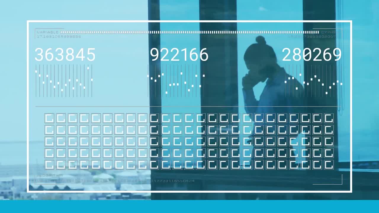 animación de números cambiantes, gráficos, cuadrados de carga, hombre asiático hablando por teléfono celular