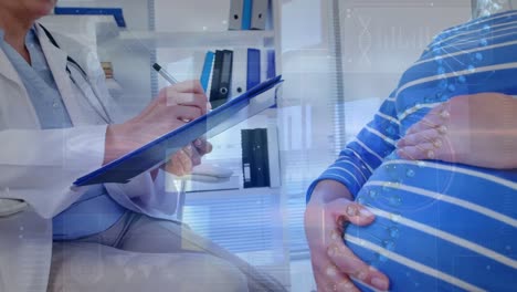 animación de adn y cuadrados sobre una doctora caucásica y una mujer embarazada