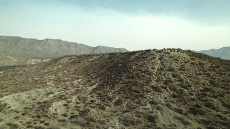 Drone-Dia-Nublado-Norte-Coahuila-Mexico-Semidesierto-Montaña-La-Azufrosa-Zona