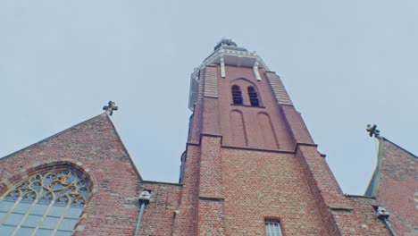 Capilla-De-La-Catedral-Europea-Edificio-De-Estilo-Iglesia-Arquitectura-Tradicional-Vista-De-Diseño-En-Países-Bajos-Holanda-Diseño-Holandés-Recorrido-Por-El-Paisaje