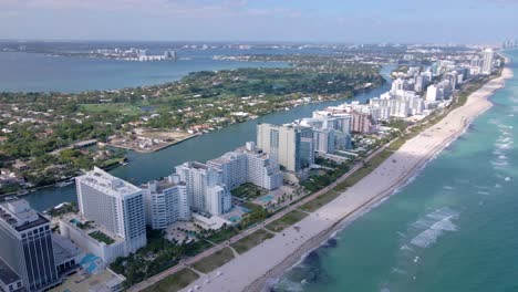 vista aérea de la playa sur de miami, florida