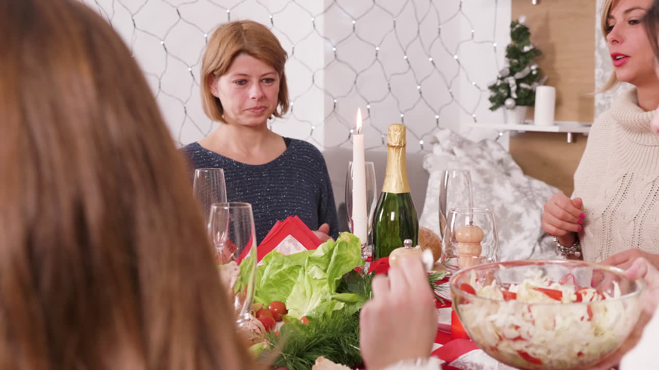 가족 저녁 식사 모임