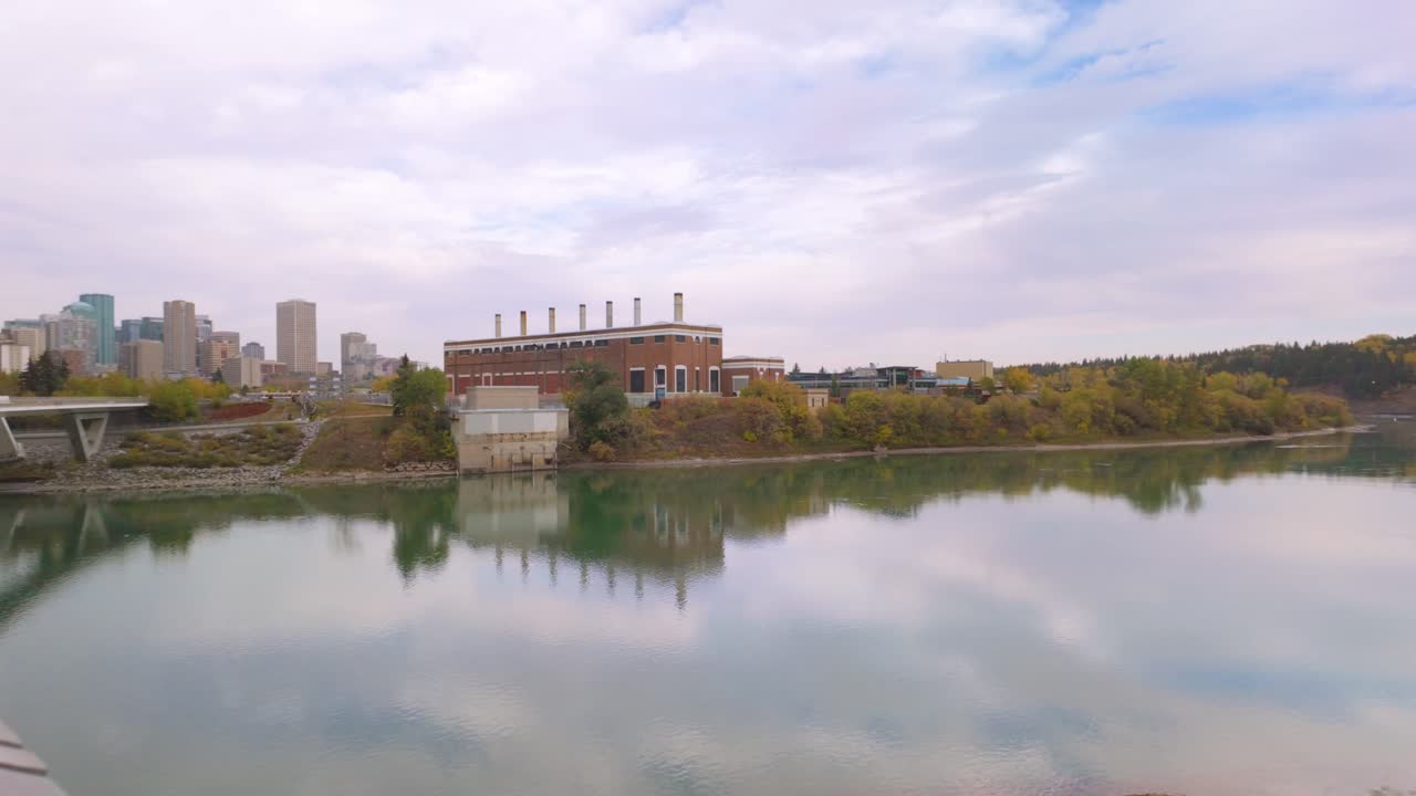 Overlooking The North Saskatchewan River Down Town Edmonton