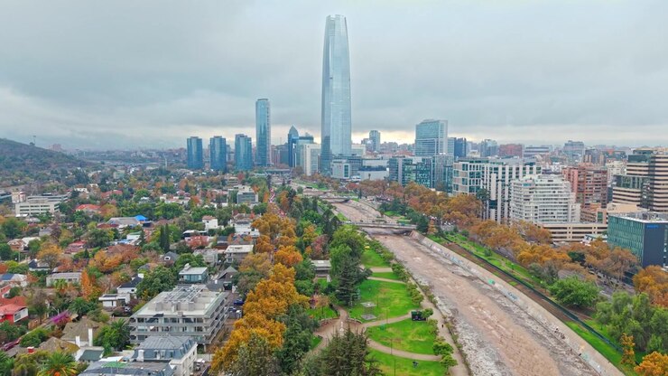 Cile Santiago Fiume Mapocho Quartiere Finanziario Grattacielo Drone Aereo Paesaggio Urbano Vista Panoramica