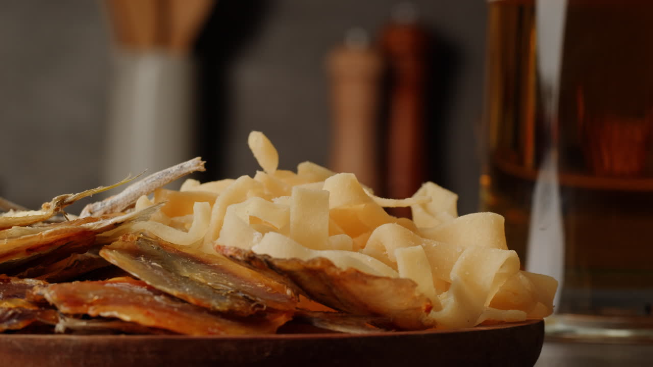 Dried Fish and Noodles with Beer