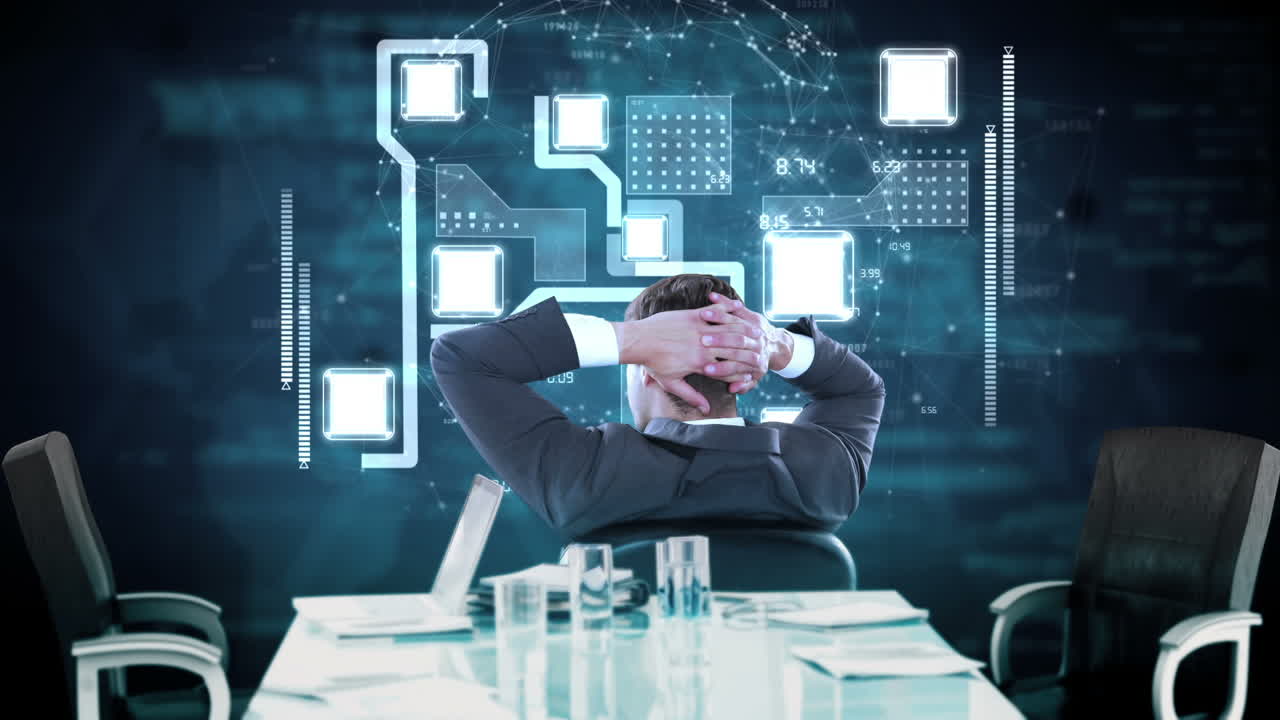 디지털 벽 그래픽을 보는 편안한 사업가