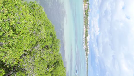 Islote-La-Matica,-Playa-Boca-Chica-En-República-Dominicana