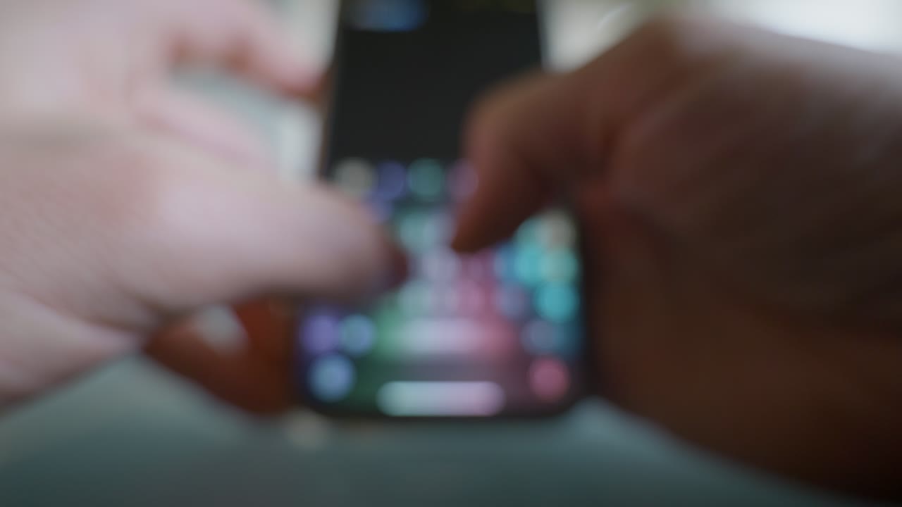 haciendo una nueva nota en el teléfono inteligente