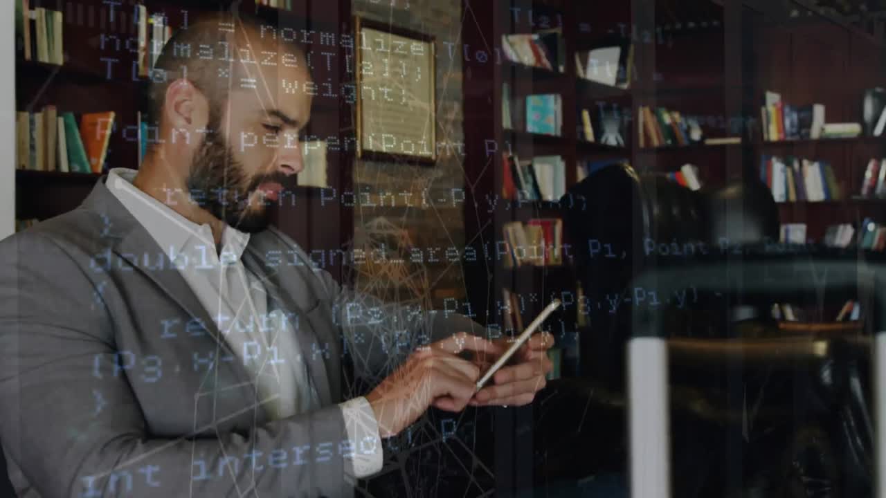 animación del procesamiento de datos financieros sobre un empresario biracial que usa un teléfono inteligente