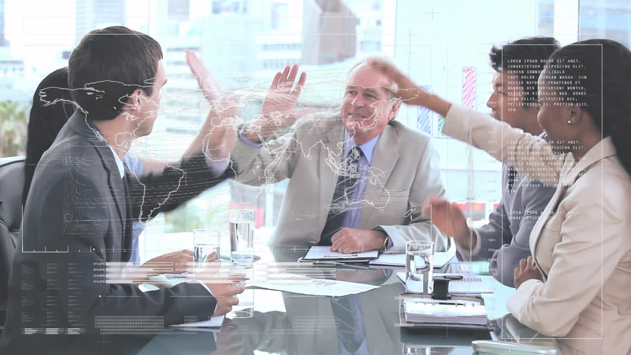 animación de las estadísticas y el procesamiento de datos financieros sobre diversos empresarios en la reunión