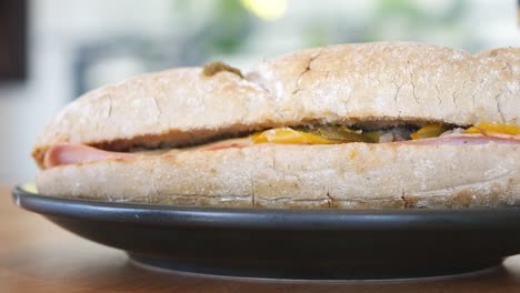 delicious ham sandwich