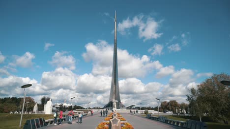 monument to the conquerors of space