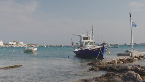 aliki port in paros