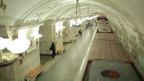 Tren-Fuera-De-Control-Hacia-El-Túnel