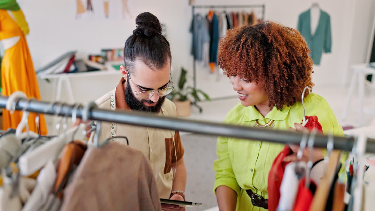 equipo de diseño de moda, colaboración