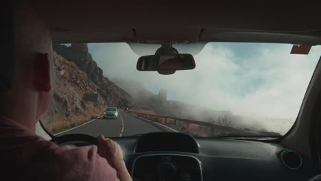 Car-journey-to-Mount-Teide-volcano-on-Tenerife