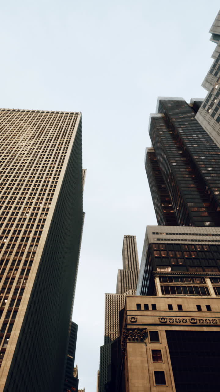 impresionantes rascacielos en una ciudad moderna