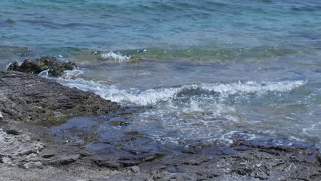 Splashing-sea-waves-at-rocky-coast-of-Croatia
