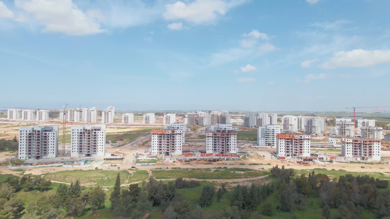 nuevos edificios en la ciudad nueva