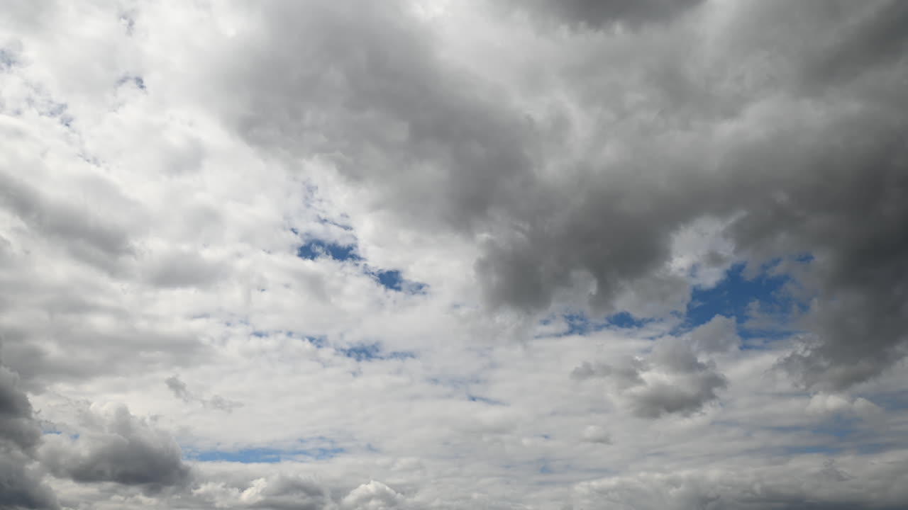 Beautiful motions white clouds on dark sky