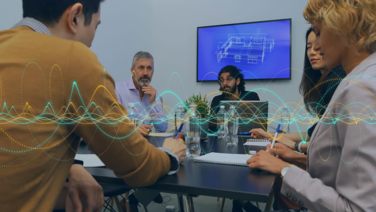 animación del procesamiento de datos contra diversos colegas discutiendo juntos en la oficina