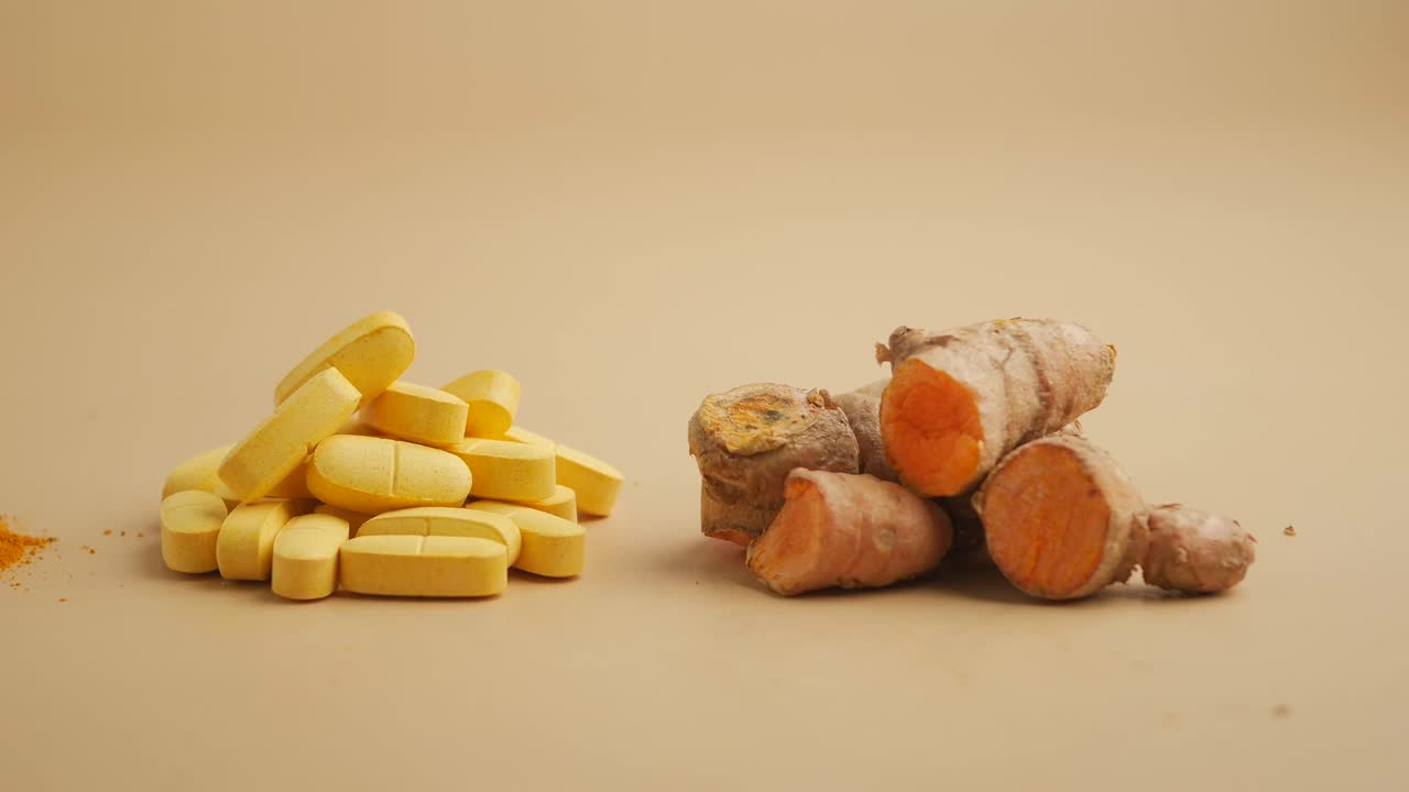 Integratori e spezie a base di curcuma