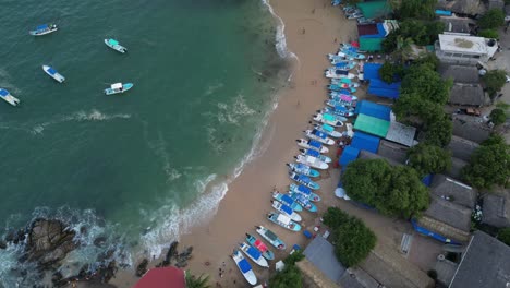 Ein-Hyperlapse-Des-Strandes-Von-Puerto-Angelito-In-Puerto-Escondido,-Oaxaca,-Mexiko