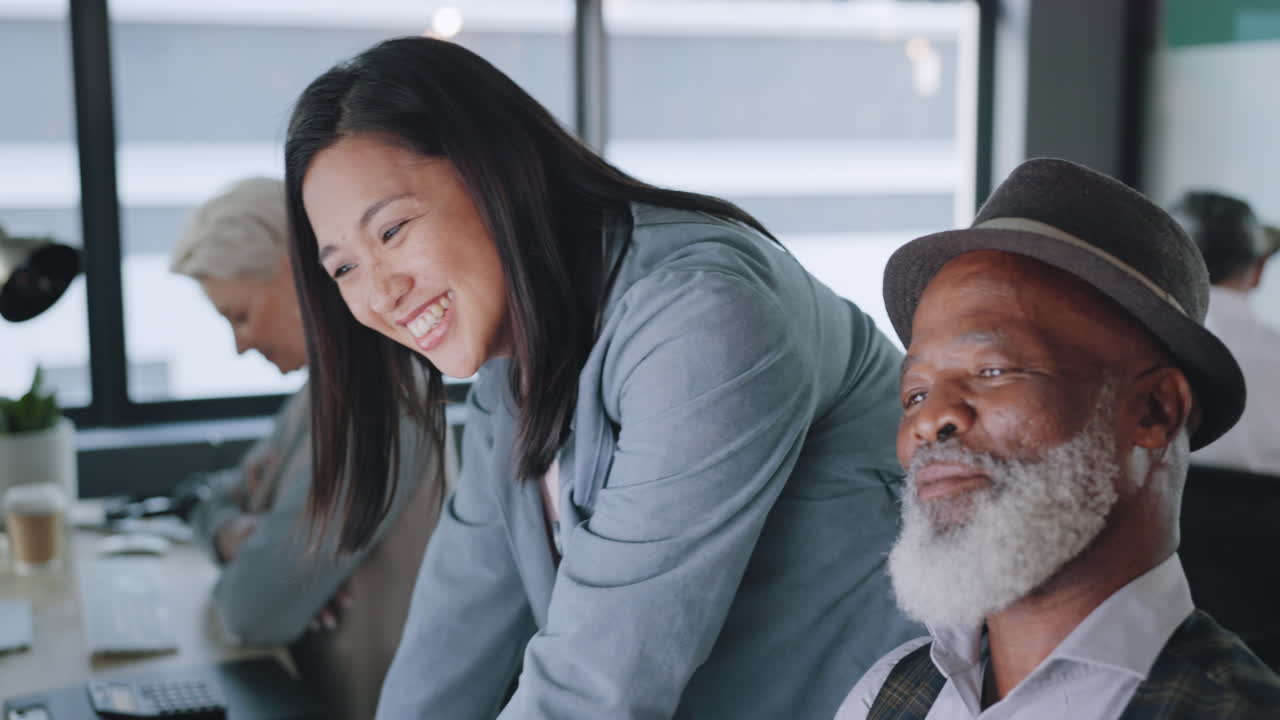 비즈니스, 관리자 교육 직원