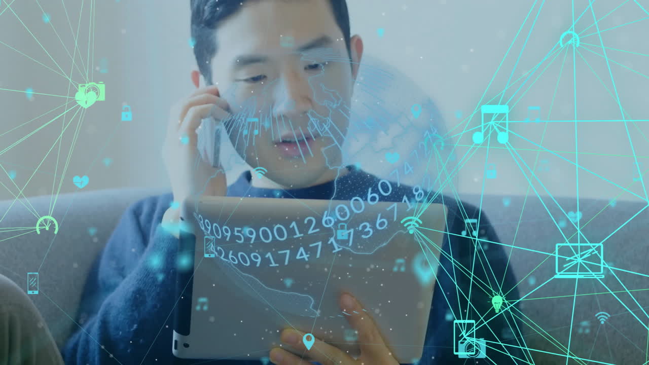 스마트폰과 태블릿을 사용하면서 디지털 네트워크 애니메이션으로 둘러싸인 남자