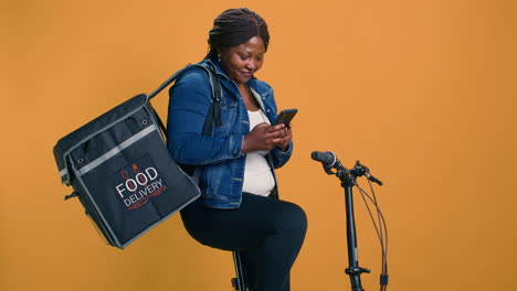 eco-friendly delivery with smartphone