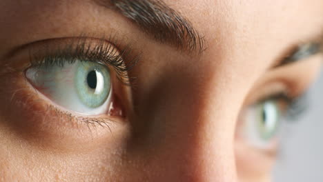 Eye,-focus-and-vision-of-woman-eyes-extreme-macro