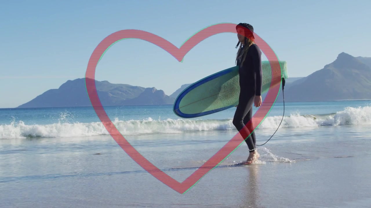 Surfeur entrant par la droite, marchant vers l'océan avec sa planche pour surfer, icône de cœur sportif se centrant sur le surfeur.