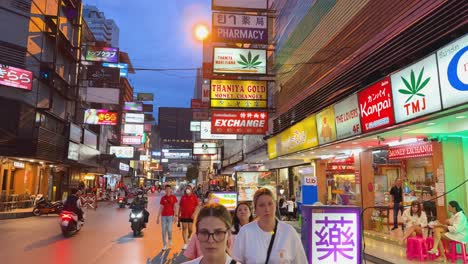 khao san road night scene