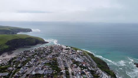 imágenes de drones de 4k del puerto costero isaac en cornualles